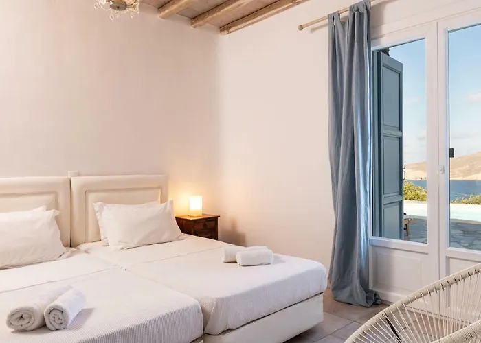 Summer Mood - 6 Bedroom Villa *