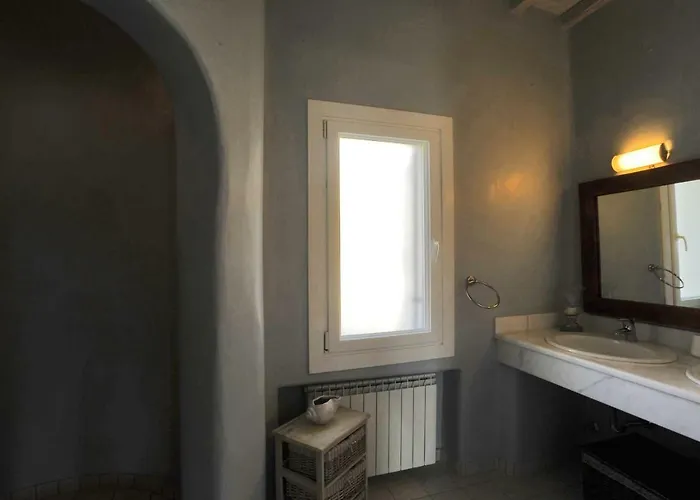 Summer Mood - 6 Bedroom Villa *